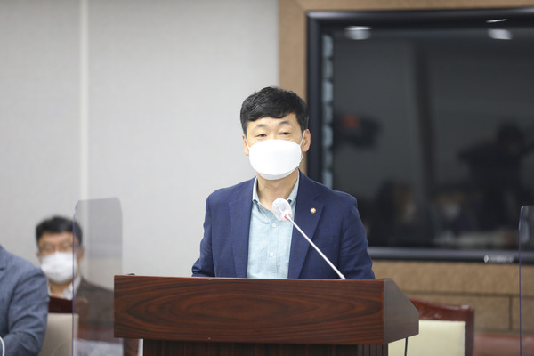 사진)수원시의회 김영택 의원(더불어민주당, 광교1·2동)ⓒ경기타임스