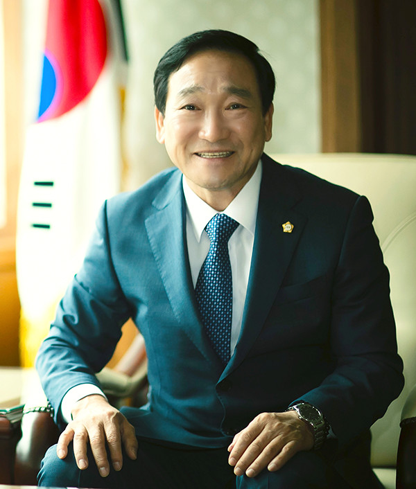 화성시의회 후반기 원유민 의장.ⓒ경기타임스