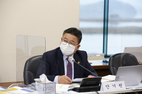 사진)경기도의회 도시환경위원회 안기권 의원(더민주, 광주1)ⓒ경기타임스