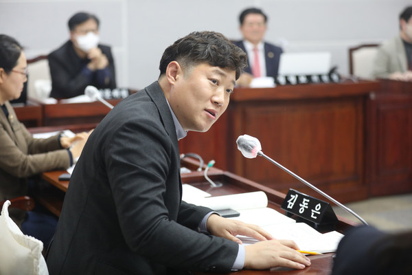  사진)수원시의회 김동은 의원(더불어민주당, 정자1·2·3)ⓒ경기타임스